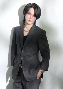 琉川奈槻 