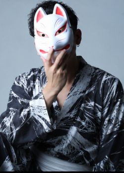 暁 狼翔 