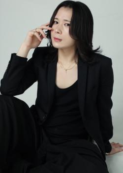 麗二 