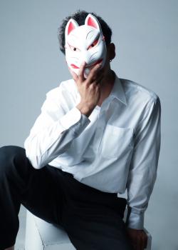 暁 狼翔 