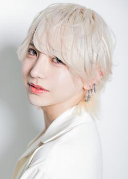 月比奈はると